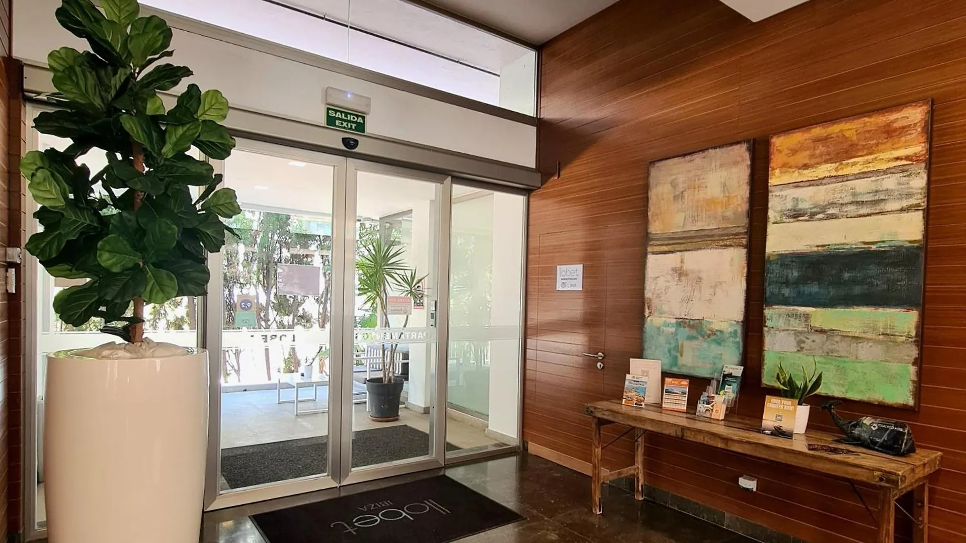 *** 아파트호텔 Apartamentos Llobet Ibiza 스페인