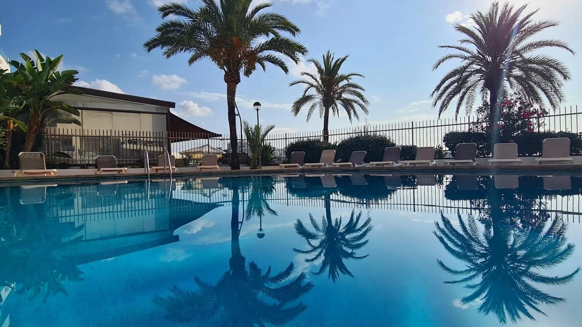 Apartamentos Llobet Ibiza Aparthotel Ibiza Town